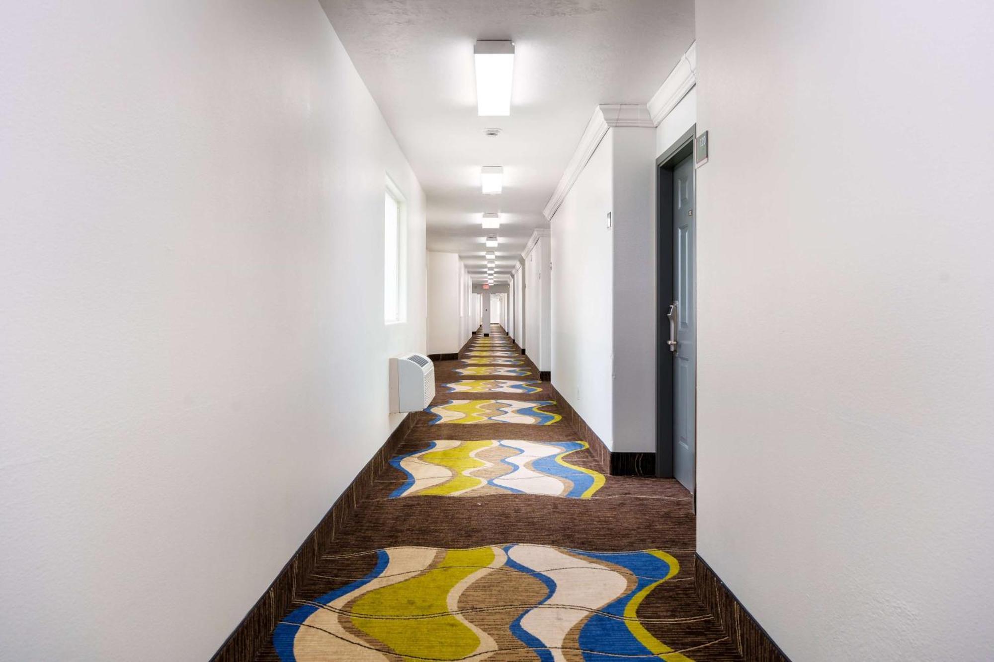 Ramada By Wyndham La Verkin Zion National Park Exterior photo